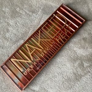 Urban Decay Heat Palette ❤️‍🔥
